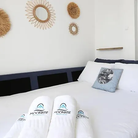 Estudio-moon Rise Apartment *