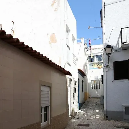 Estudio-moon Rise Nazare